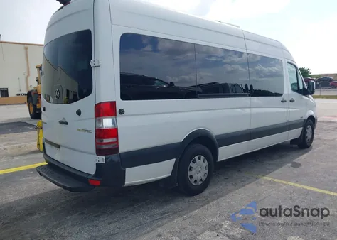 2015 Mercedes-Benz Sprinter 2500 High Roof z USA, uszkodzony, nr VIN WDZPE8DC7F5978980